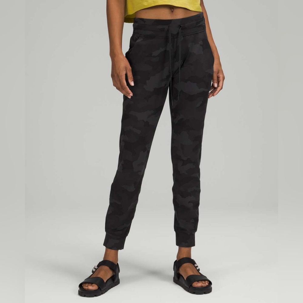 Lululemon Ready to Rulu Jogger 29"Heritage 365 Camo Deep Coal Multi